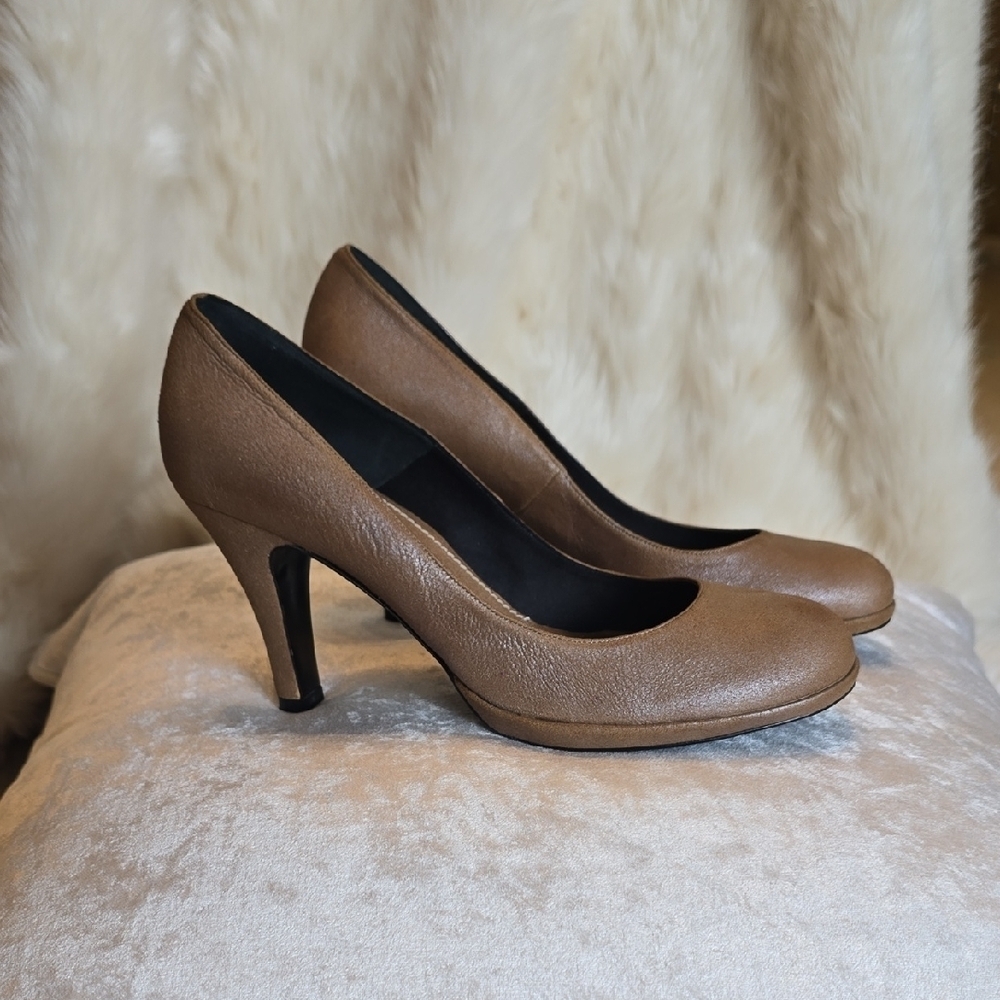 Lanvin Leather Brown Medium Heel Pumps Size 39 EU
